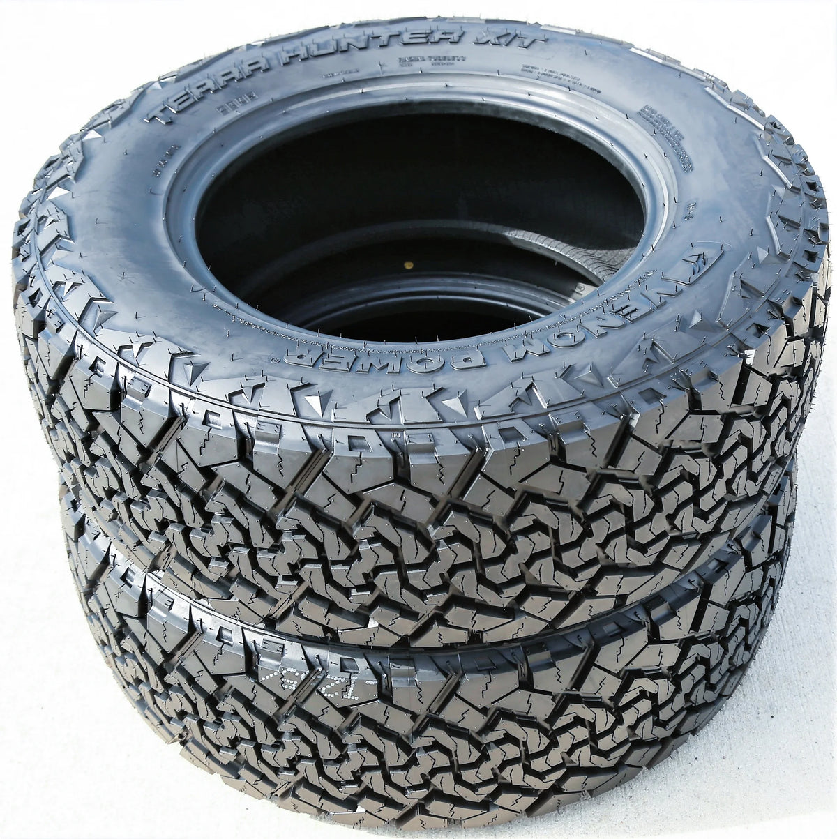 Venom Power Terra Hunter X/T 265/65R17 112T Extreme Terrain Tire