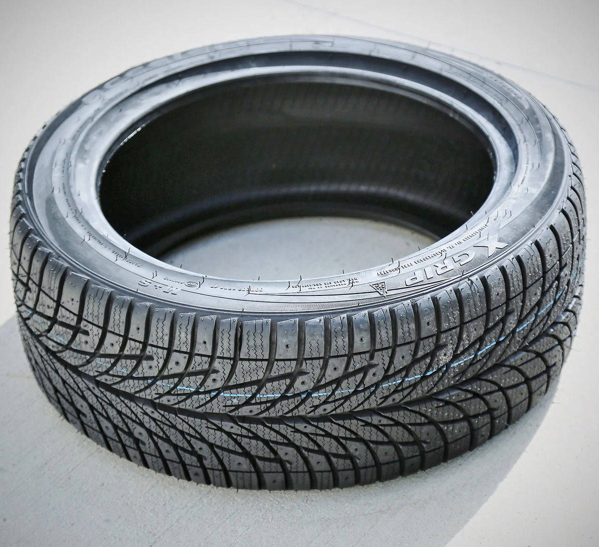 Set of 4 Accelera X-Grip 195/65R15 91T Winter Tires